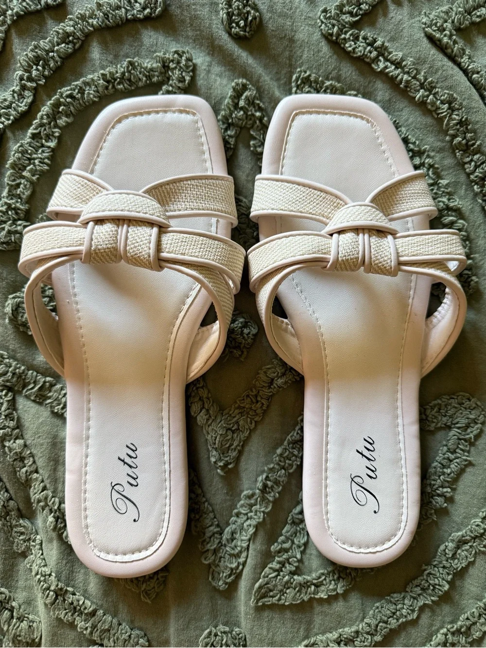 Women's Cream Knotted Slide Sandals